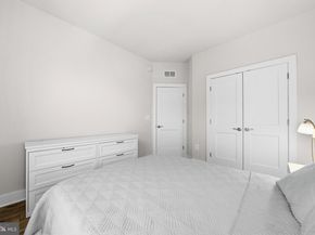 2433 Liberty Loop, Herndon VA 20171