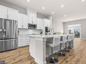 2433 Liberty Loop, Herndon VA 20171