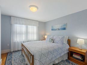 21 Reed St, Marblehead MA 01945