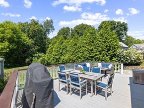 21 Reed St, Marblehead MA 01945