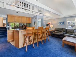 21 Reed St, Marblehead MA 01945