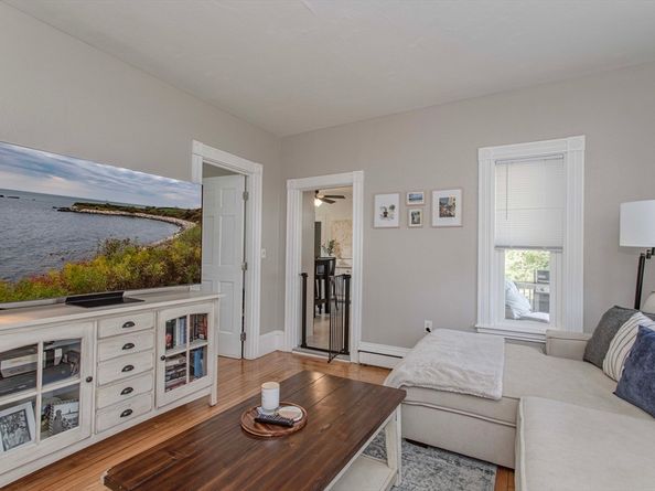 37 Rockland St, Abington MA 02351