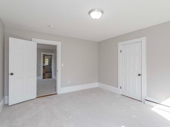 37 Rockland St, Abington MA 02351