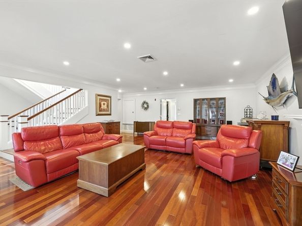15 Park Ave 307, Hull MA 02045