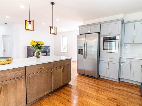 823 Broadway, Everett MA 02149