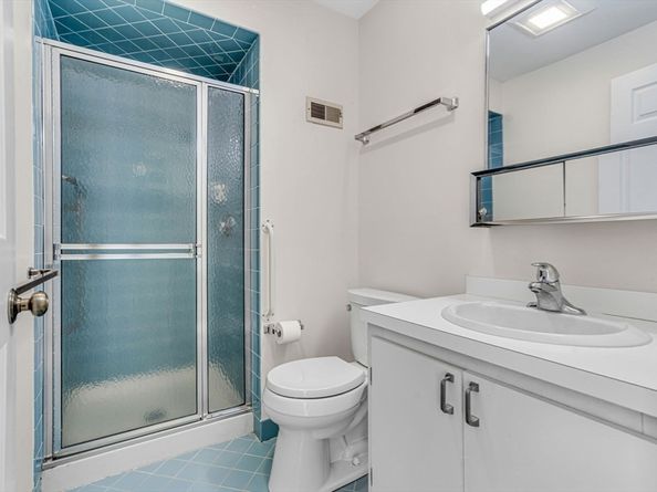 6 Steepletree Ln 6, Wayland MA 01778