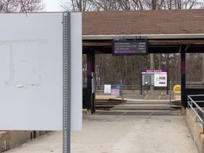 16 Walden Dr 15, Natick MA 01760