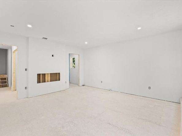 505 N Central St, East Bridgewater MA 02333