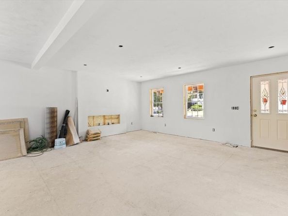 505 N Central St, East Bridgewater MA 02333