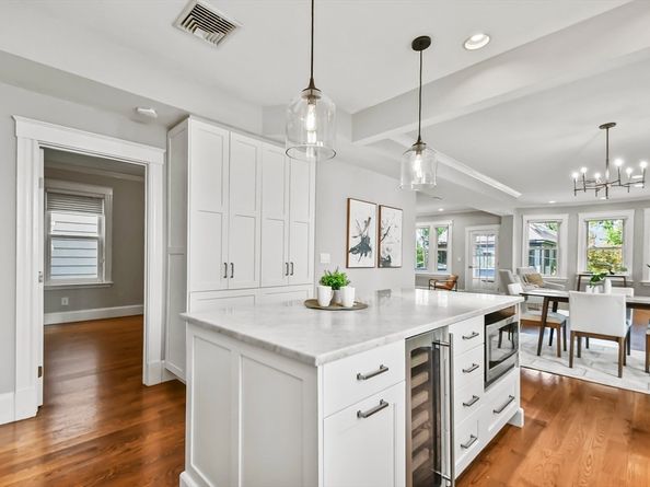 114 Trowbridge St 2, Cambridge MA 02138