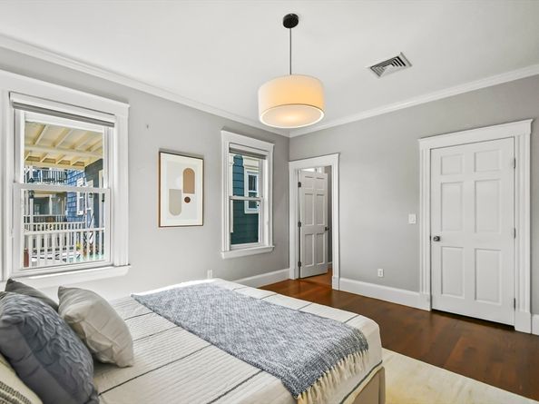 114 Trowbridge St 2, Cambridge MA 02138