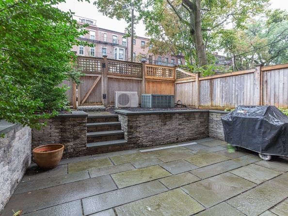 41 Rutland Sq 1, Boston MA 02118