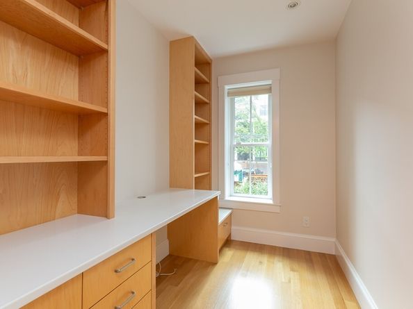 41 Rutland Sq 1, Boston MA 02118