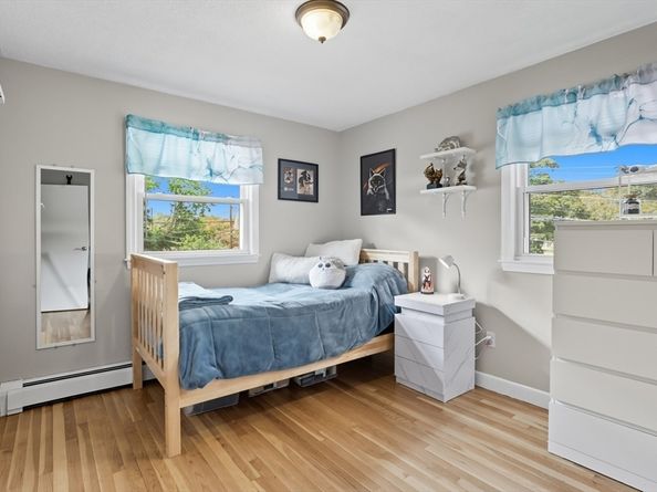 8 Ryan Pl, Swampscott MA 01907