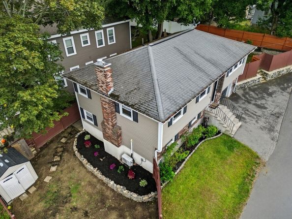 8 Ryan Pl, Swampscott MA 01907