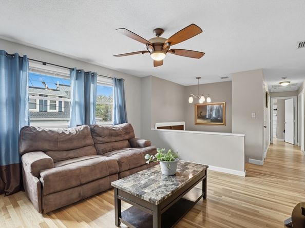 8 Ryan Pl, Swampscott MA 01907