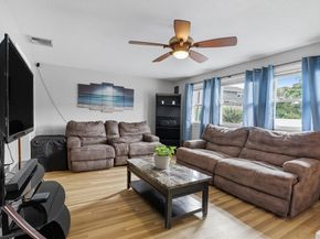 8 Ryan Pl, Swampscott MA 01907