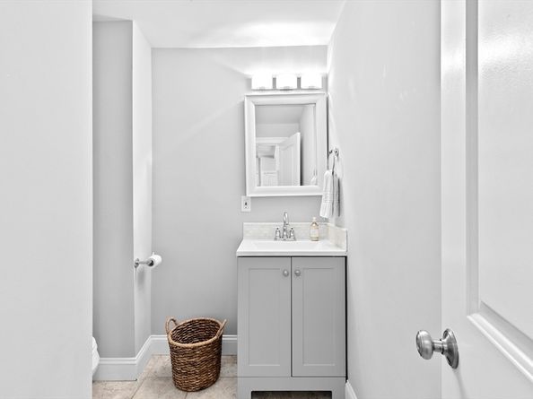 14 Temple St. 14, Boston MA 02126