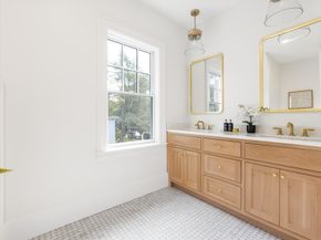 887 Commonwealth Avenue, Newton MA 02459