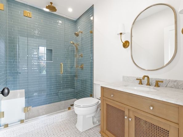 887 Commonwealth Avenue, Newton MA 02459