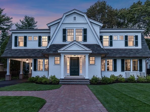 887 Commonwealth Avenue, Newton MA 02459