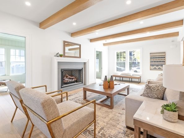 887 Commonwealth Avenue, Newton MA 02459