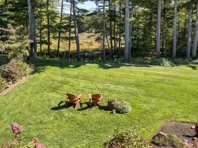 25 Dukes Brook Road, Plympton MA 02367