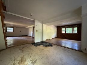 132 Kilbourn Rd, Lancaster MA 01523