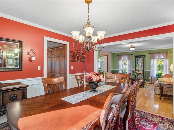 325 Den Quarry Road, Lynn MA 01904
