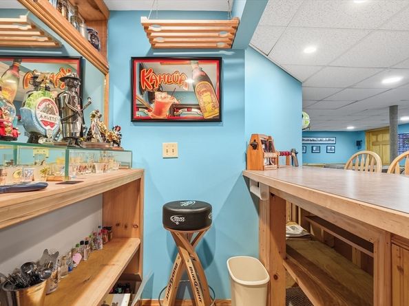 325 Den Quarry Road, Lynn MA 01904