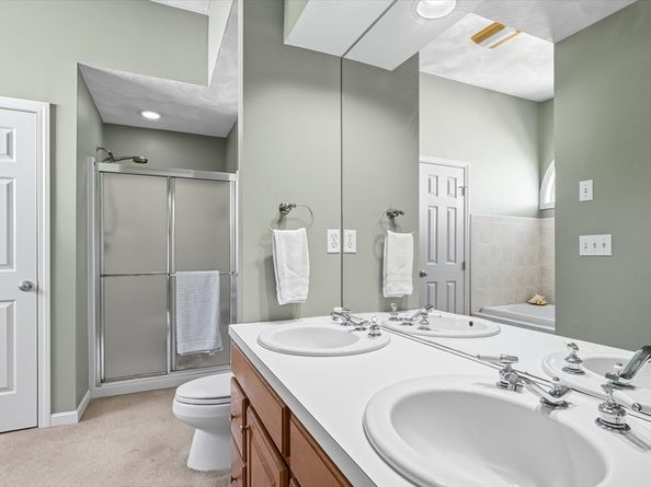 325 Den Quarry Road, Lynn MA 01904