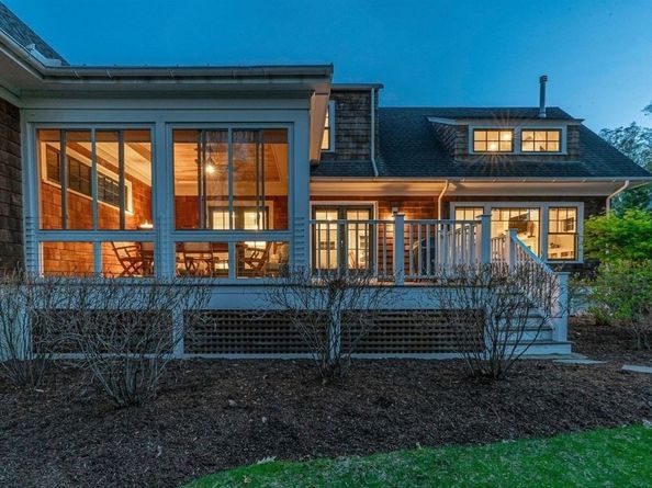 37 Cottage Cir 37, Dedham MA 02026