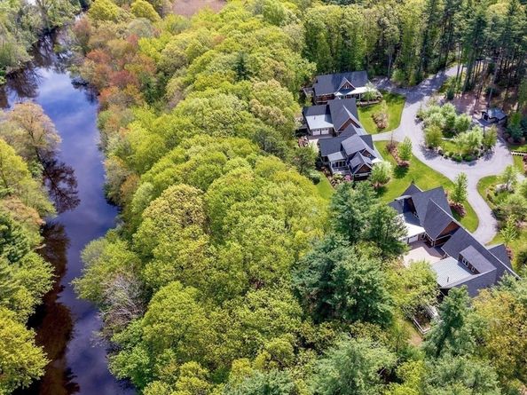 37 Cottage Cir 37, Dedham MA 02026