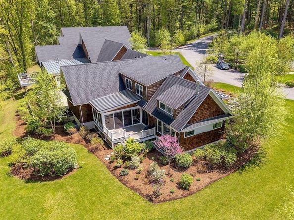 37 Cottage Cir 37, Dedham MA 02026
