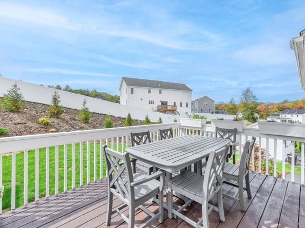 51 Woodside Avenue, Rutland MA 01543