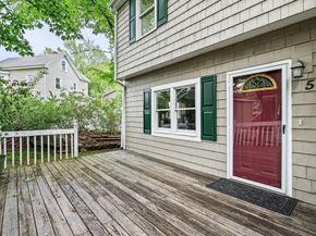 5 Emery Ct, Stoneham MA 02180