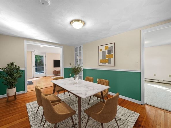 5 Emery Ct, Stoneham MA 02180