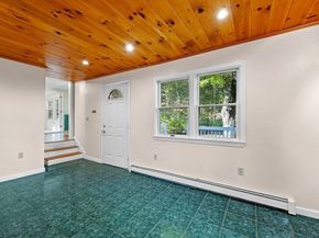 5 Emery Ct, Stoneham MA 02180
