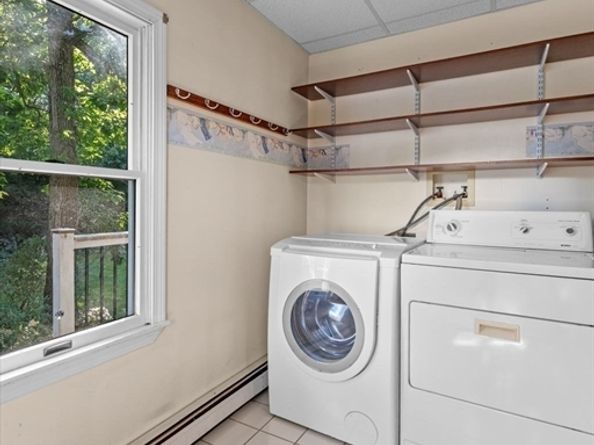 5 Emery Ct, Stoneham MA 02180