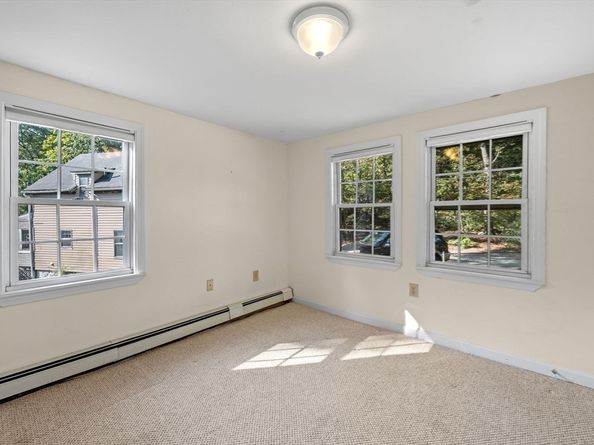 5 Emery Ct, Stoneham MA 02180