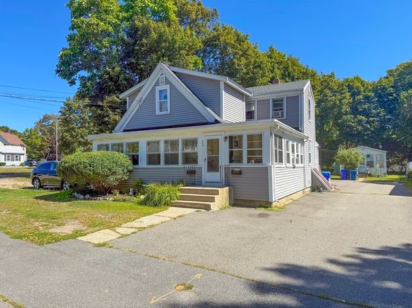 775 Union St, Rockland MA 02370