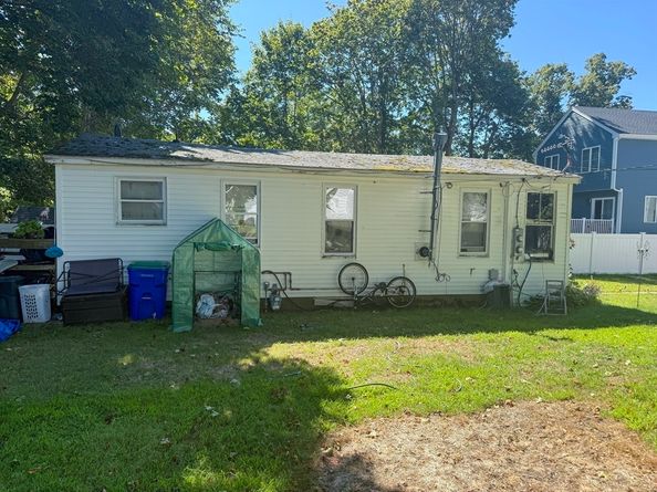 775 Union St, Rockland MA 02370