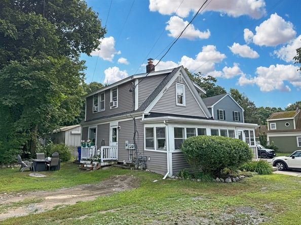 775 Union St, Rockland MA 02370