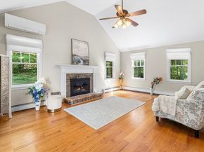 1 Jonathans Way, Upton MA 01568