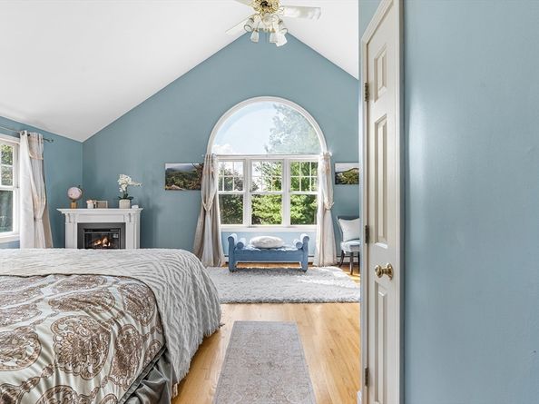 1 Jonathans Way, Upton MA 01568