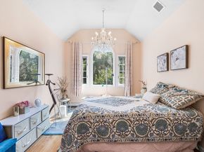 1 Jonathans Way, Upton MA 01568