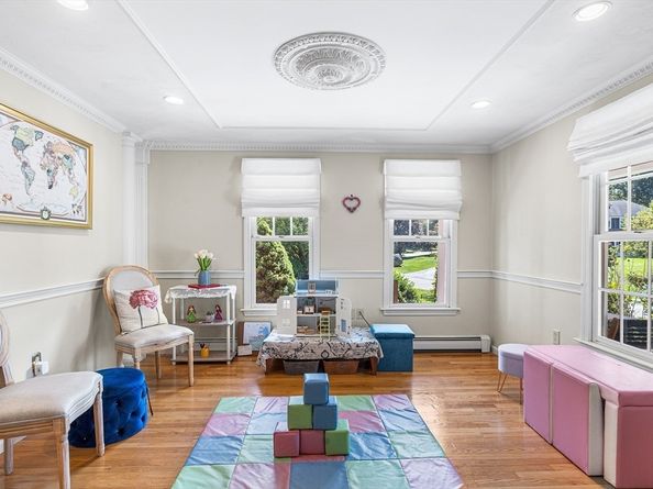 1 Jonathans Way, Upton MA 01568