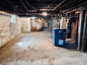 23 Woodford St, Worcester MA 01604