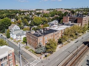 2021 Commonwealth Ave B, Boston MA 02135
