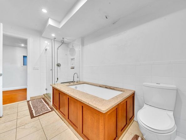 2021 Commonwealth Ave B, Boston MA 02135